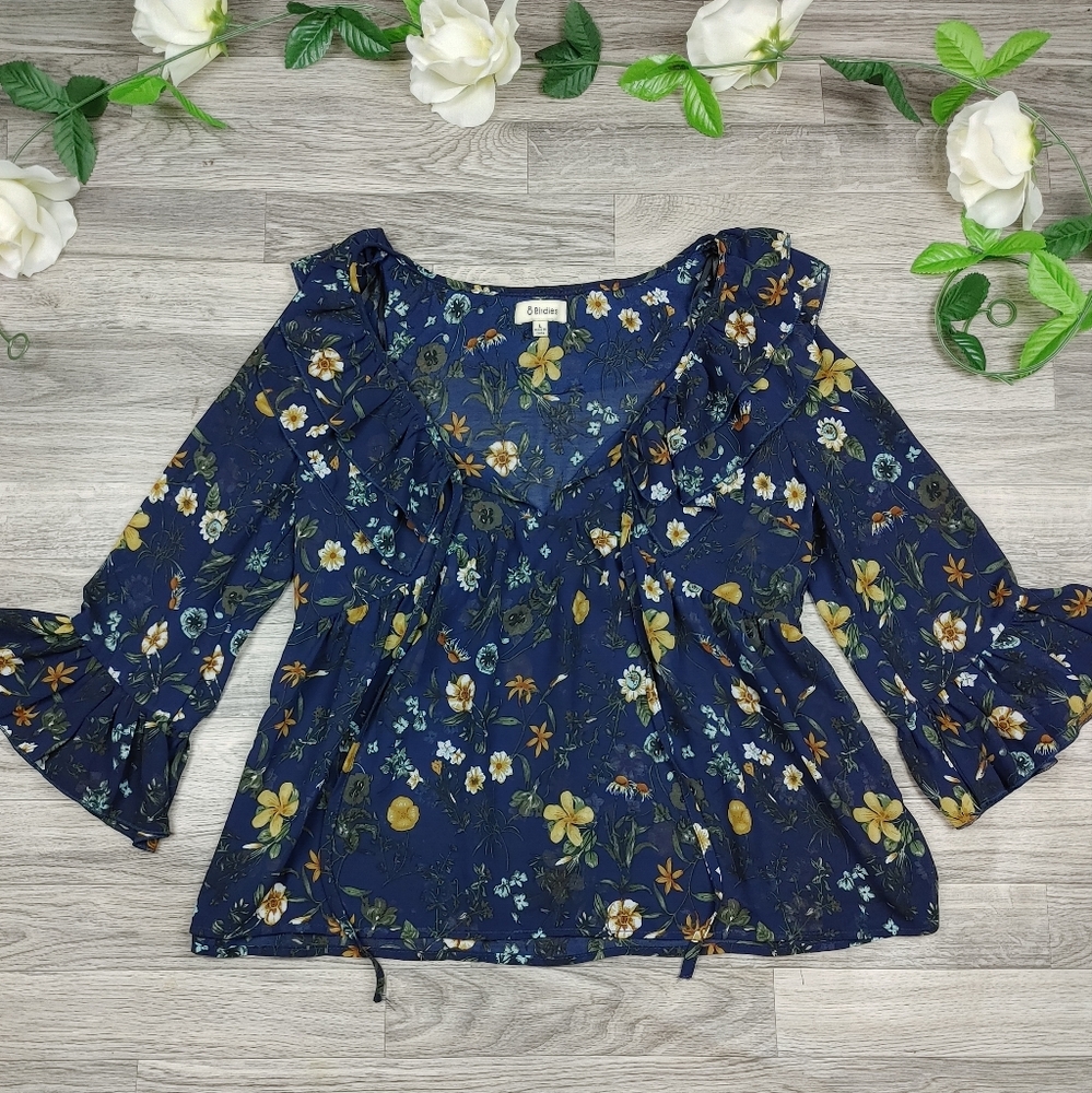 8 Birdies Floral Ruffly Boho Blouse